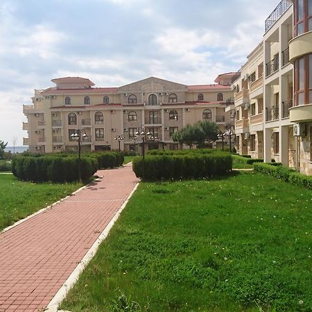 Maisonettes In Royal Bay Residence And Spa Свети-Влас Экстерьер фото